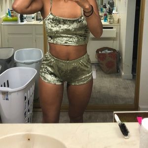 Velvet 2 piece